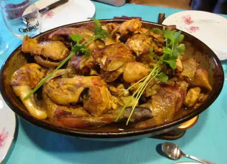 Pintade a la creme safranee