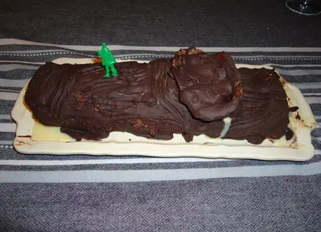 Bûche à la menthe et chocolat croquant