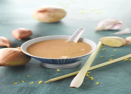 Coquillettes en bouillon thaï