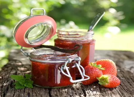 Confiture de fraises à la vanille