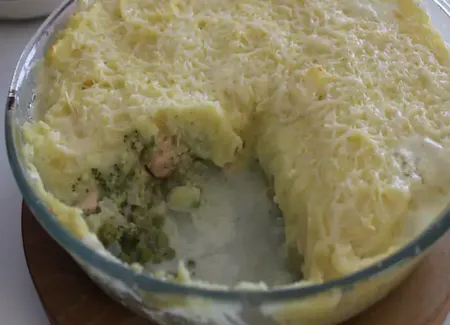 Fish pie saumon, brocolis et petits pois