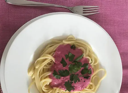 Linguine à la betterave et au raifort
