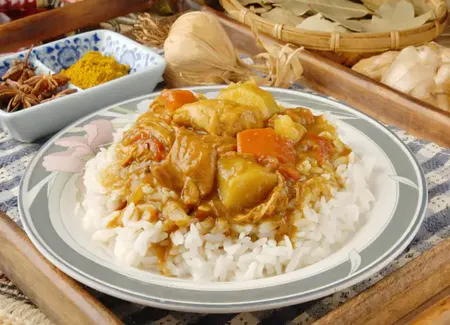 Marinade de poulet au curry sauce coco
