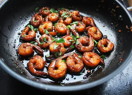 Crevettes à l'ail et gingembre vite préparées