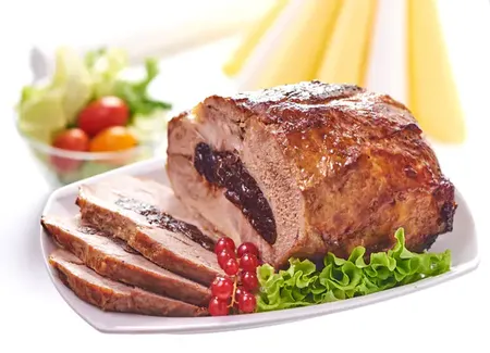 Rôti de porc aux pruneaux