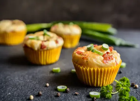 Mini-muffins oignons-lardons