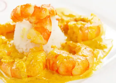Riz aux crevettes, curry et coco