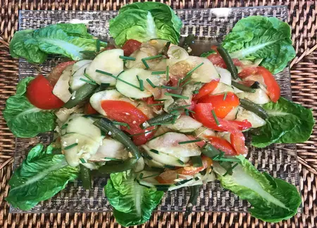 Salade de concombre et de tomates à la japonaise