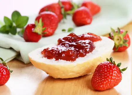 Confiture de fraise et menthe