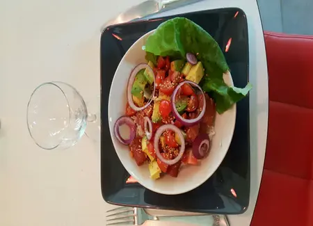 Poisson cru mariné aux épices