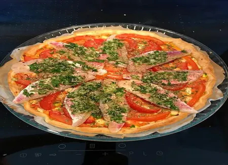 Tarte provençale croustillante aux filets de rougets grillés