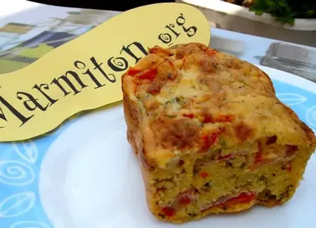 Cake à la tomate et au carré frais