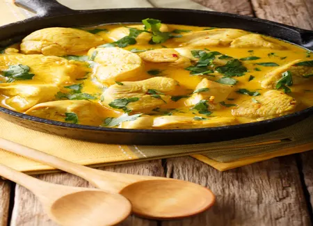 Poulet au curry et lait de coco