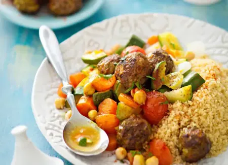 Couscous aux boulettes