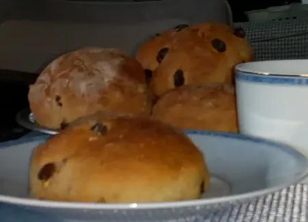 Petits pains raisin et noix