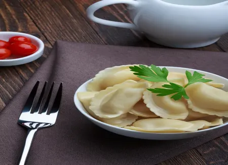 Pelmeni (raviolis russes)