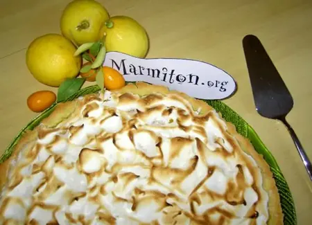 Tarte au citron et aux amandes meringuée