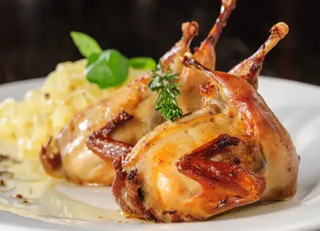 Cailles farcies au foie gras au cognac