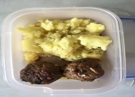Boulettes de boeuf aux oignons et au cumin