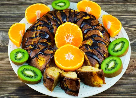Savarin délicieux aux fruits exotiques