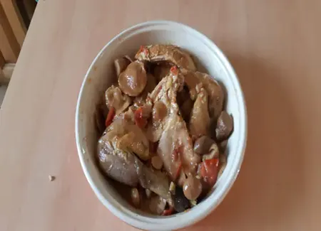 Pintade au vin jaune