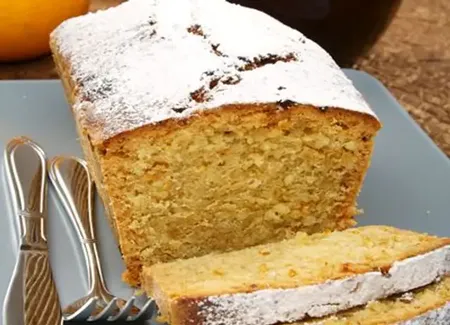 Gâteau au yaourt et à la fleur d'oranger