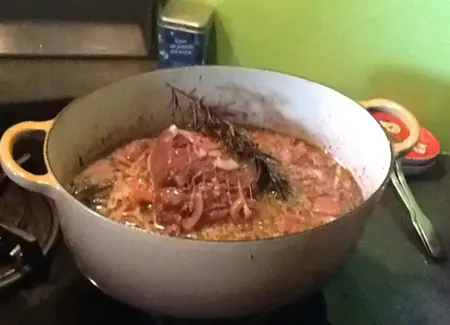Rôti de porc sauce venaison