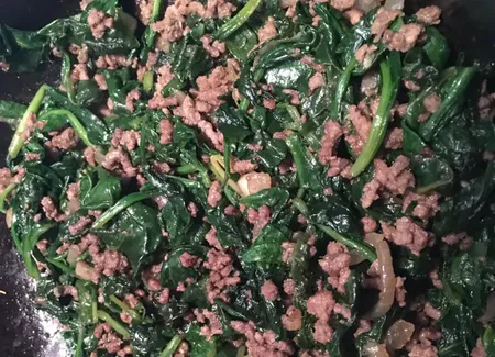 Viande hachée aux épinards