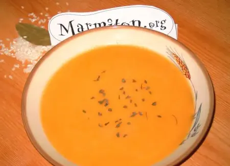 Soupe de carottes au riz légère