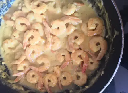 Crevettes sauce curry