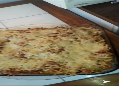 Viande hachées aux tomates et épices pour pâtes