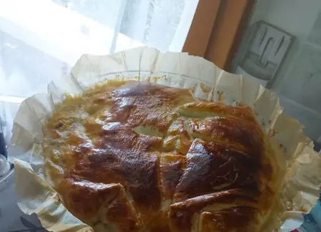 Tourte aux pommes de terre et aux carottes