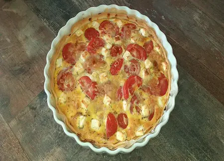 Tarte provençale à la tomate et au chèvre