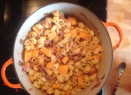 Pâte au melon et jambon cru