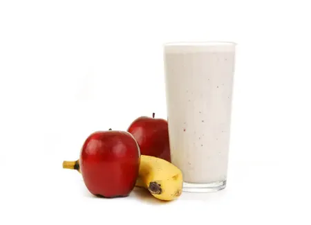 Smoothie fraîcheur pomme banane framboise