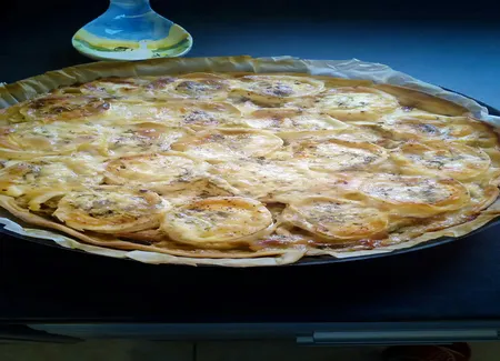 Quiche courgettes chèvre et jambon du pays