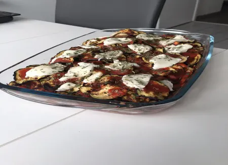 Gratin d'aubergine mozzarella/coulis de tomates