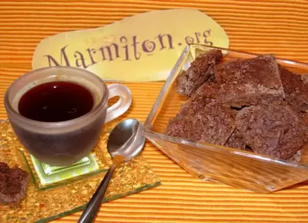 Bouchées croustillantes pour le café